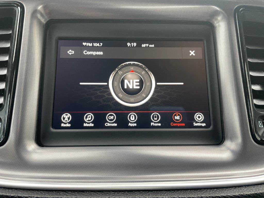 Used 2020 Dodge Challenger R/T w/ Driver Convenience Group RWD image 28