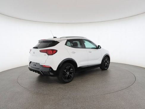 Used 2024 Buick Encore GX Sport Touring image 18