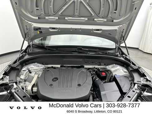 Certified 2023 Volvo XC60 B5 Ultimate w/ Climate Package AWD/4WD image 26