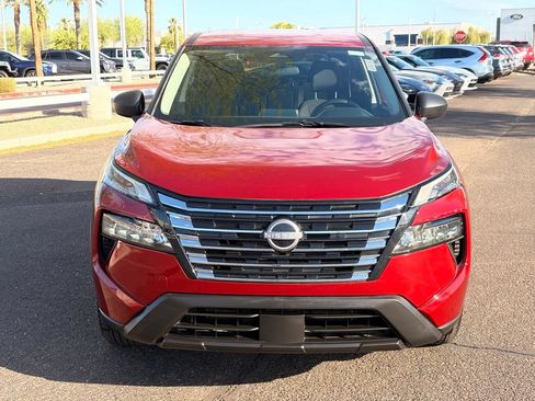 Used 2025 Nissan Rogue S FWD image 9