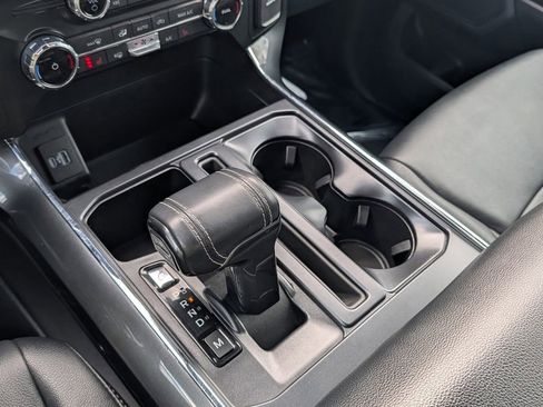 Certified 2022 Ford F150 XLT w/ Equipment Group 302A High image 27