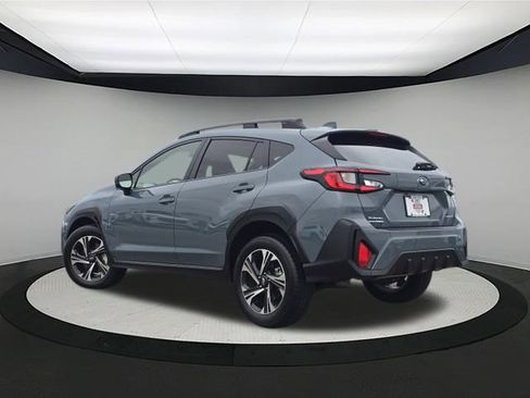 Certified 2025 Subaru Crosstrek 2.0i Premium image 5