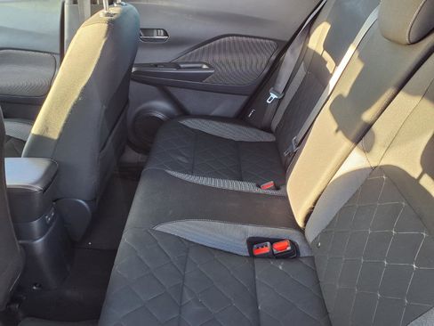 Used 2020 Nissan Kicks SV image 11