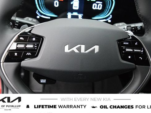 New 2026 Kia Niro EX FWD image 26