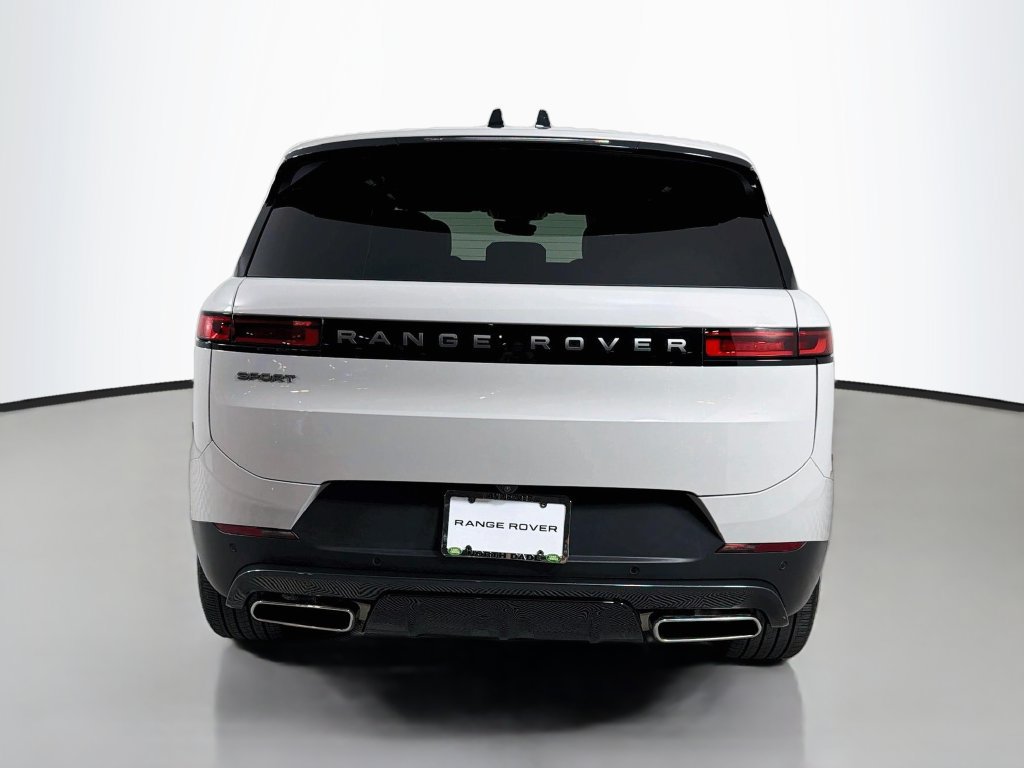 Used 2026 Land Rover Range Rover Sport SE AWD/4WD image 6