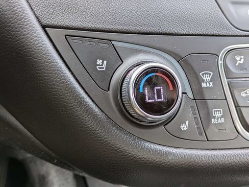 Used 2024 Chevrolet Malibu LT FWD image 21