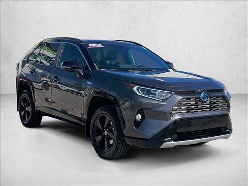 Used 2021 Toyota RAV4 XSE image 3