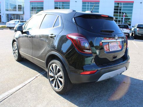 Used 2019 Buick Encore Essence w/ Safety Package II FWD image 5