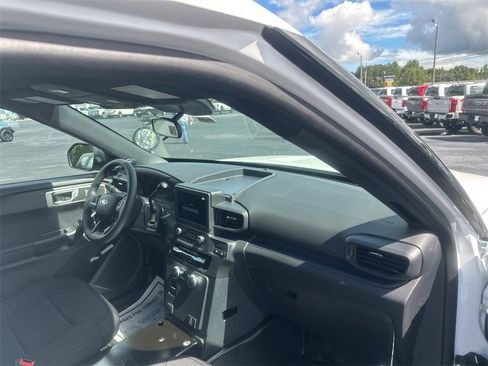 New 2025 Ford Explorer 4WD Police Interceptor image 11