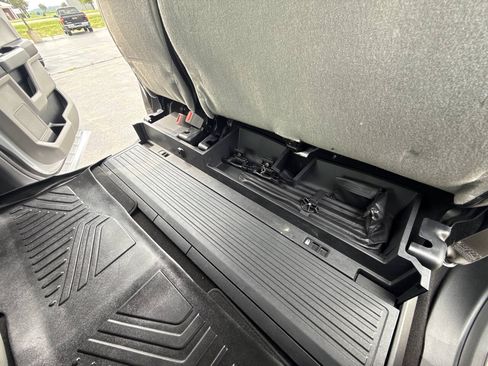 Used 2019 Ford F350 XLT w/ XLT Premium Package AWD/4WD image 17