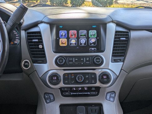 Used 2020 GMC Yukon XL SLT w/ Open Road Package image 19