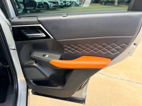 Used 2022 Mitsubishi Outlander SEL FWD image 13