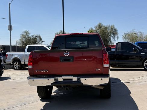 Used 2015 Nissan Titan SV w/ SV Value Truck Package RWD image 7
