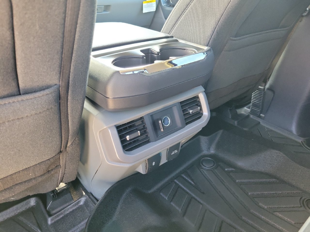 Used 2024 Ford F150 XLT w/ Equipment Group 302A MID RWD image 10