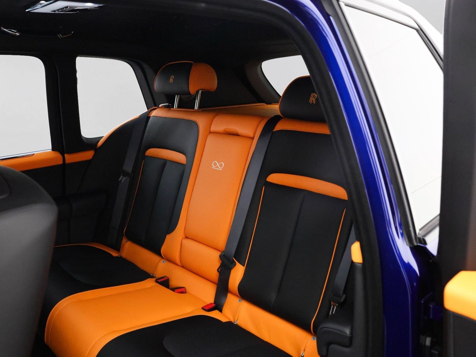 New 2027 Rolls-Royce Cullinan Black Badge AWD/4WD image 7