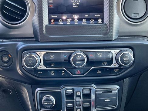 Certified 2022 Jeep Wrangler Sport S image 17