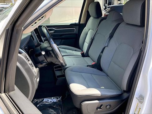 Used 2020 RAM 1500 Big Horn AWD/4WD image 24