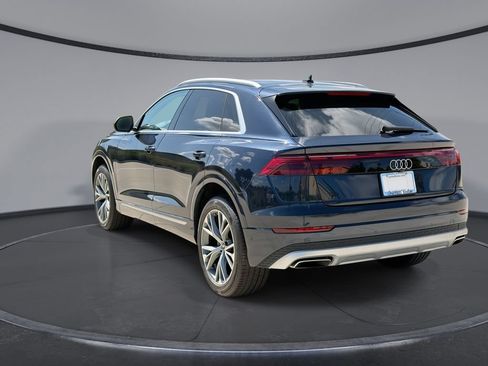 Used 2025 Audi Q8 Premium AWD/4WD image 10