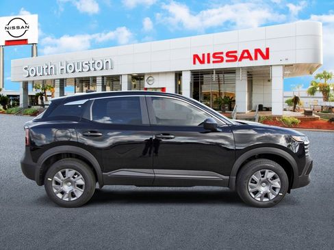 New 2026 Nissan Kicks S image 5