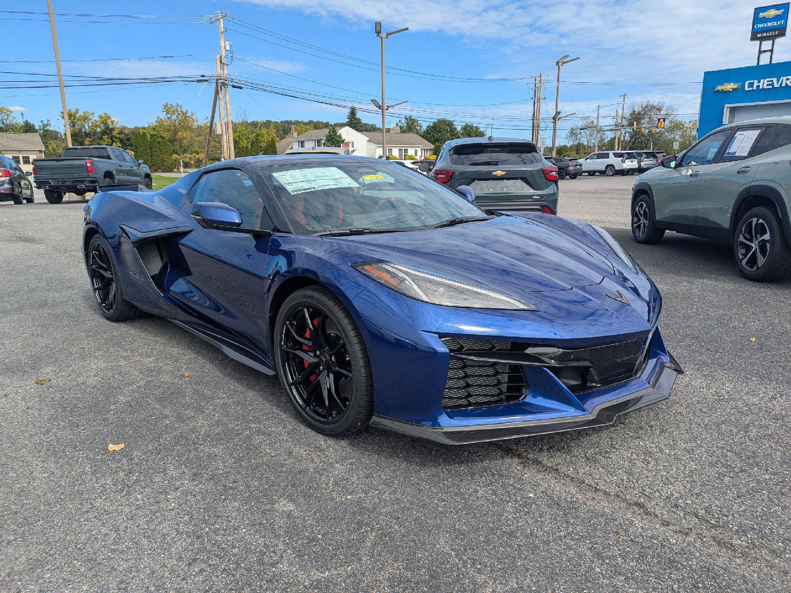 New 2027 Chevrolet Corvette Grand Sport w/ Battery Protection Package RWD image 2