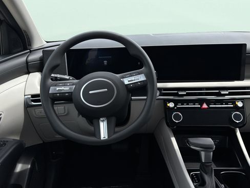 New 2026 Hyundai Tucson SEL FWD image 10