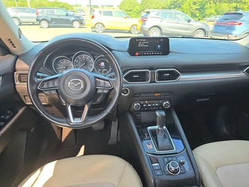 Used 2018 MAZDA CX-5 Touring w/ Preferred Equipment Package FWD image 14