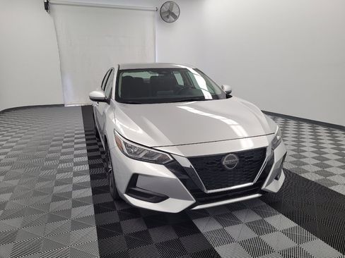 Used 2020 Nissan Sentra SV image 14