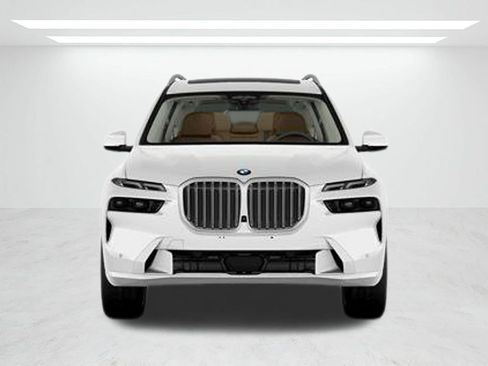 New 2026 BMW X7 xDrive40i image 2