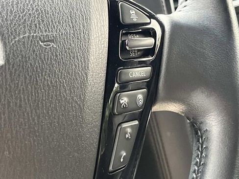 Used 2021 Nissan Armada SL w/ Midnight Edition Package RWD image 39