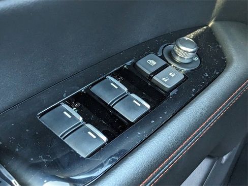 Used 2025 MAZDA CX-5 Carbon Edition image 25