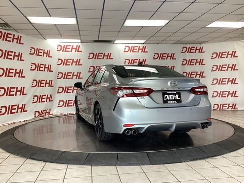 Used 2018 Toyota Camry XSE w/ Audio Package FWD image 5