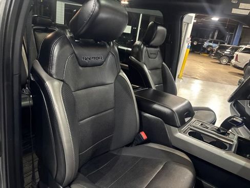 Used 2020 Ford F150 Raptor w/ Equipment Group 802A Luxury AWD/4WD image 39