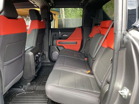 Used 2026 GMC Hummer EV 4x4 Crew Cab w/ Carbon Fiber Edition Package image 16