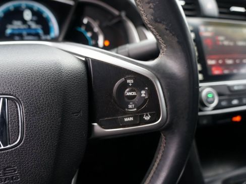 Used 2017 Honda Civic Touring image 23