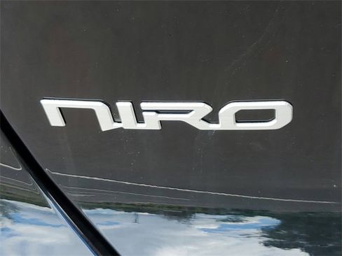 New 2025 Kia Niro Wind w/ Wind Preserve Package image 7
