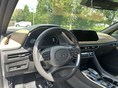 Used 2021 Hyundai Sonata Limited FWD image 15