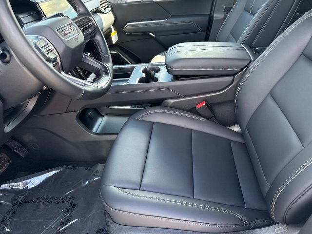 New 2026 GMC Acadia Elevation w/ Black Edition FWD image 19