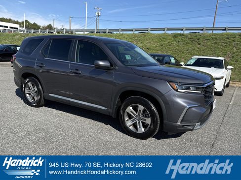 Certified 2025 Honda Pilot EX-L image 1
