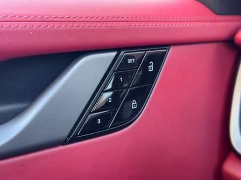 Used 2021 Porsche 911 Targa 4S w/ Sport Chrono Package image 17