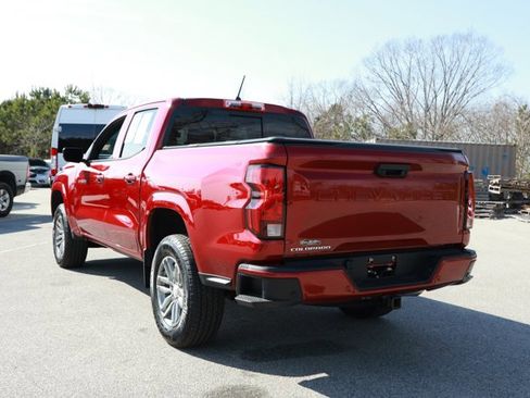 Used 2025 Chevrolet Colorado LT w/ Advanced Trailering Package image 9