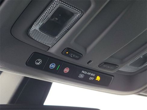 Used 2022 GMC Sierra 1500 Elevation image 19