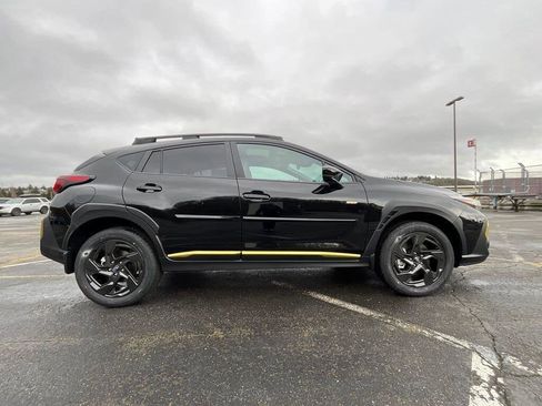 Used 2025 Subaru Crosstrek 2.5i Sport w/ Crosstrek Mirror Package image 9