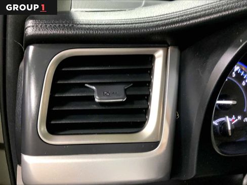 Used 2016 Toyota Highlander Limited Platinum image 34