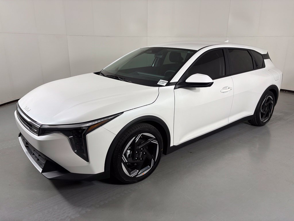 New 2026 Kia K4 EX FWD image 4