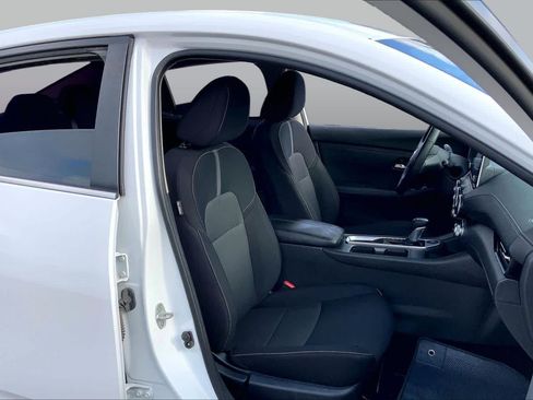 Used 2020 Nissan Sentra SV FWD image 9