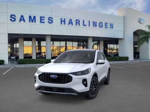 New 2026 Ford Escape SE w/ PHEV Premium Package image 2