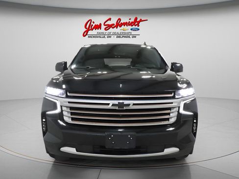 Used 2023 Chevrolet Tahoe High Country image 3