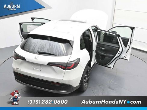 New 2026 Honda HR-V EX-L image 35