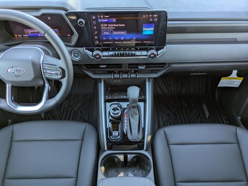 New 2025 Chevrolet Colorado Trail Boss w/ Off-Road Front Bumper Package image 9