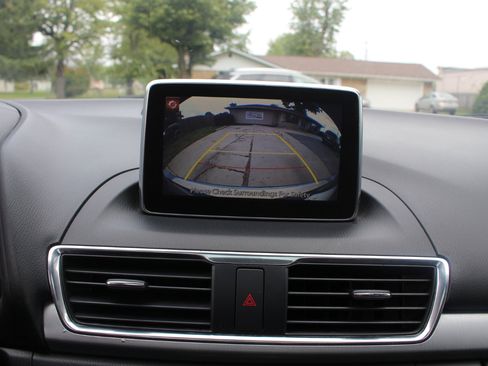 Used 2015 MAZDA MAZDA3 s Grand Touring image 28